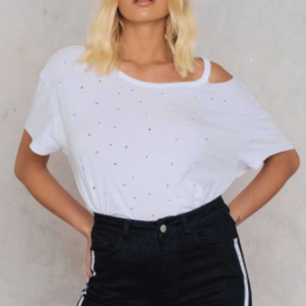 MinkPink Thorns Distressed Tee